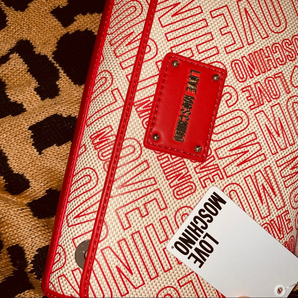 🚨NWT LOVE MOSCHINO CROSSBODY 🧸 AMAZINGNESS! - Picture 5 of 8